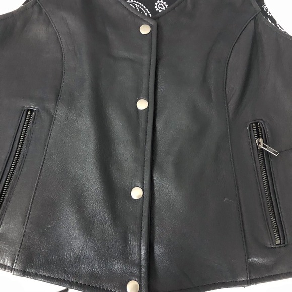 Unik Premium Women Sz M Black Leather Snap Front Vest Side Laces Paisley Liner - Picture 12 of 16
